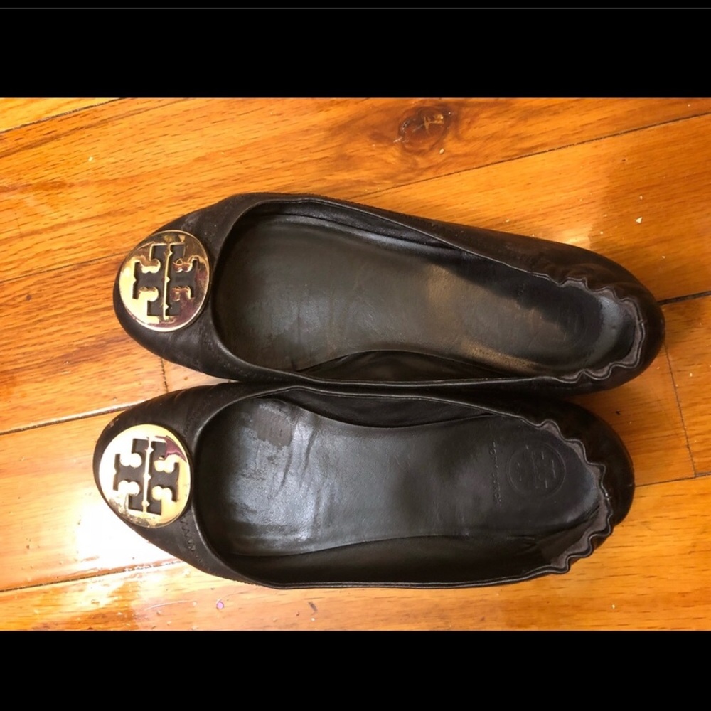 🌼Shoe Sale🌼 Tory Burch Flat Shoes on Sale